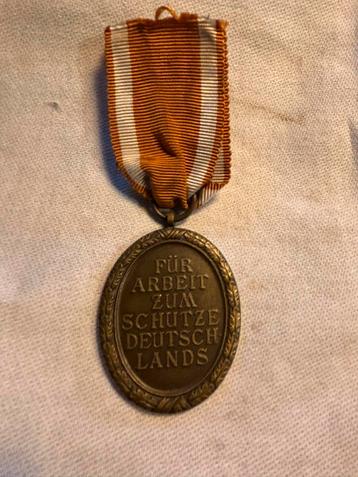 Westwall Medaille  beschikbaar voor biedingen