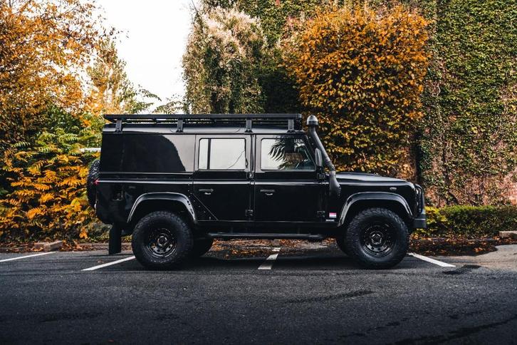 Land Rover Defender 110 SE // FULL BLACK, Auto's, Land Rover, Bedrijf, Te koop, 4x4, ABS, Airconditioning, Alarm, Centrale vergrendeling