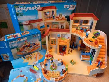 Playmobil City Life 5567 Kinderdagverblijf+5570  Speelgroep beschikbaar voor biedingen
