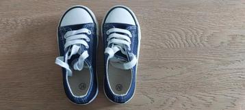 sneaker maat 26 beschikbaar voor biedingen
