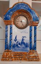 Oude Delftsblauwe klok + extra staander, Antiek en Kunst, Antiek | Klokken, Ophalen of Verzenden