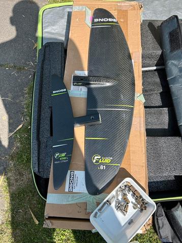 Wingset : frontwing Gong Fluid L 81- 1200 carbon foil + stab beschikbaar voor biedingen