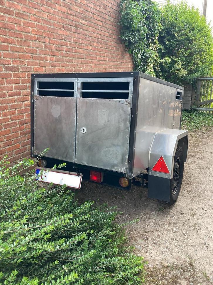 Transportkennel honden, Auto diversen, Aanhangers en Bagagewagens, Zo goed als nieuw, Ophalen