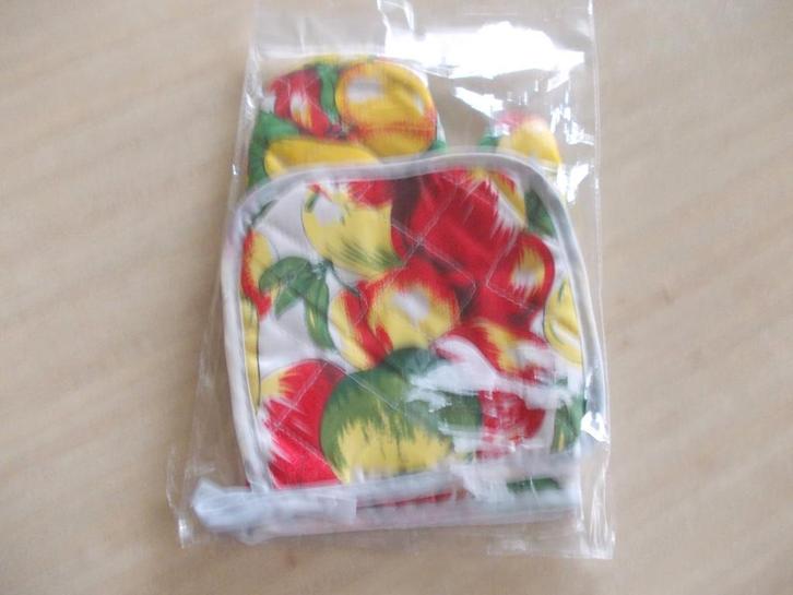 Keukenhandschoenen en Pannenlappen.  NIEUW., Maison & Meubles, Cuisine | Linge de cuisine, Neuf, Tablier, Autres couleurs, Enlèvement ou Envoi