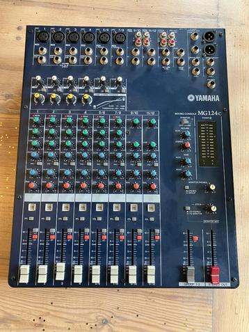 Table de mixage Yamaha MG124C