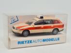 Audi A6 ambulance Bautzen noodarts - Rietze 1:87, Hobby en Vrije tijd, Modelauto's | 1:87, Zo goed als nieuw, Auto, Rietze, Verzenden