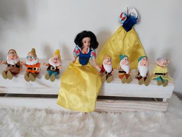 Sneeuwwitje met muzien en de 7 dwergen, Verzamelen, Disney, Ophalen of Verzenden, Zo goed als nieuw