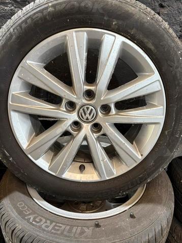 4 jantes et 4 pneus vw polo 185 60 15 pneus 6a7mm beschikbaar voor biedingen
