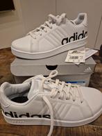 Adidas sportschoen maat 38 2/3 NIEUW, Ophalen