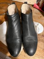 Chelsea-leer, Schoenen met lage hakken, Zwart, Ophalen of Verzenden, Zo goed als nieuw
