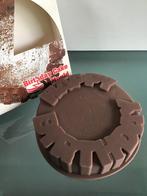 Gratis Verzenden | Suck UK Birthday Cake Mould - Nieuw!, Verzenden, Nieuw, Taarten, Bakvorm