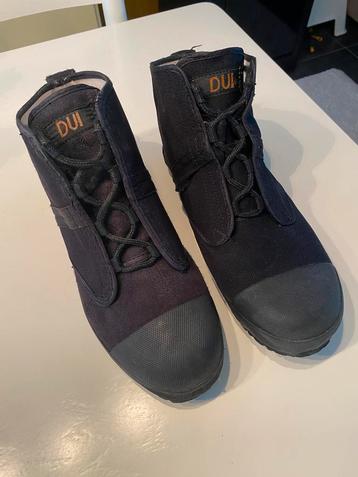 Rockboots DUI beschikbaar voor biedingen