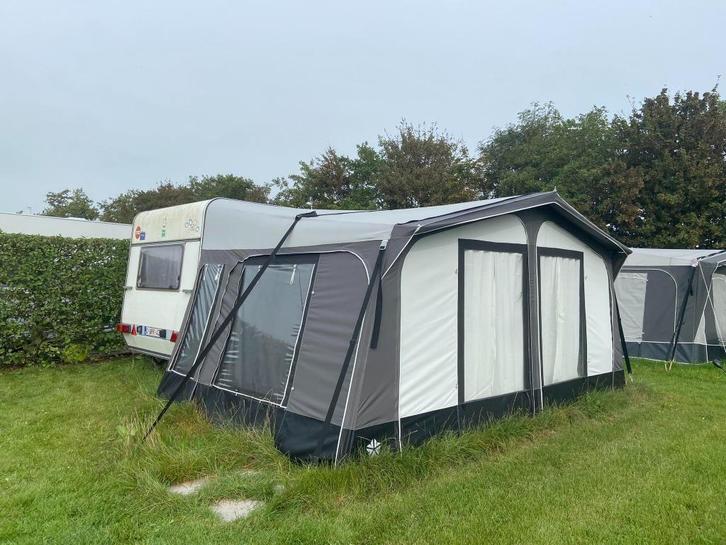 Polaris Outdoor voortent Nova 300, Caravans en Kamperen, Voortenten en Luifels, Zo goed als nieuw, Overige merken, Ophalen