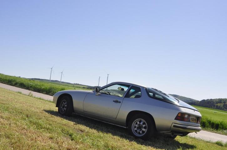 Porsche 924, Auto's, Porsche, Particulier, Sportstoelen, Benzine, Coupé, Handgeschakeld, Zilver of Grijs, Achterwielaandrijving