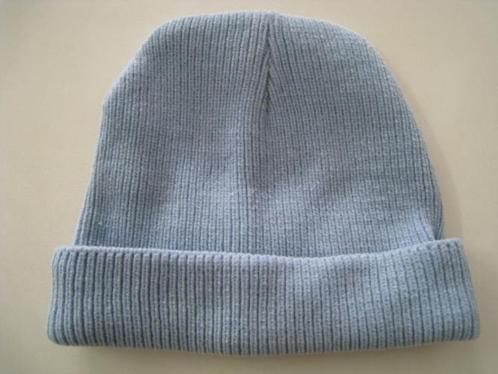 Muts lichtblauw, 100% acryl, zeer warm., Kleding | Dames, Mutsen, Sjaals en Handschoenen, Muts, Ophalen of Verzenden