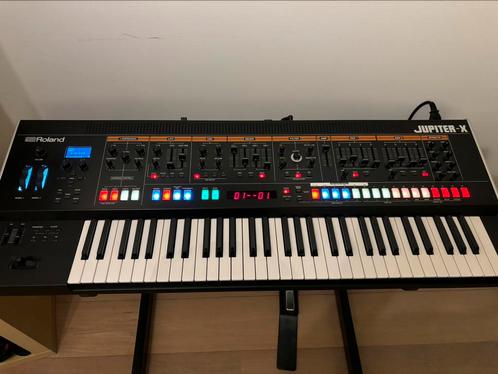 Roland Jupiter X zgan, Musique & Instruments, Synthétiseurs, Comme neuf, 61 touches, Roland, Enlèvement