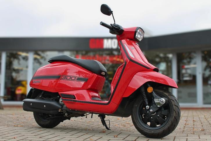 Lambretta X300 SR, Motos, Motos | Marques Autre, Entreprise, Scooter, 12 à 35 kW, 1 cylindre, Permis Moto A2 minimum, ABS, Éclairage LED