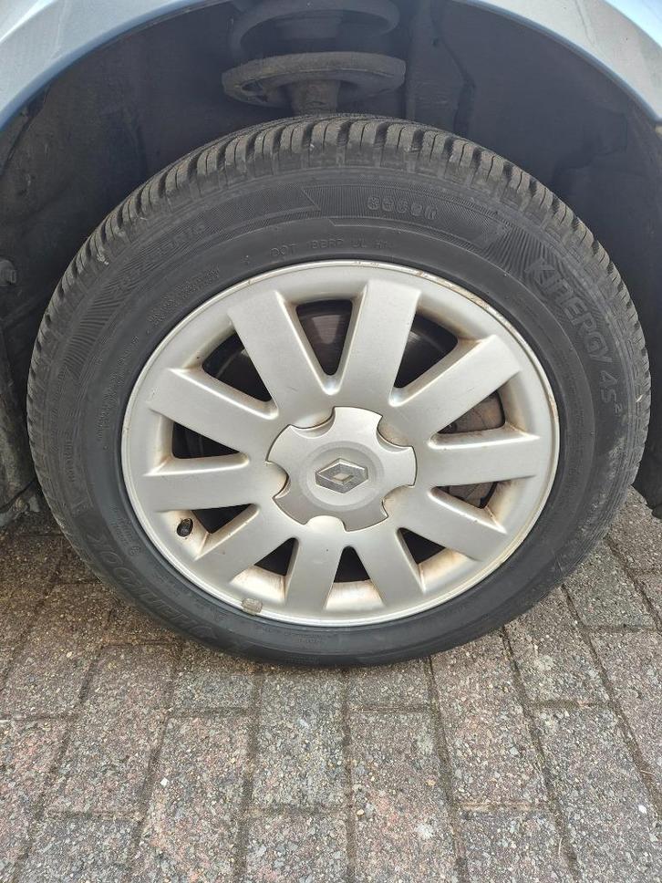 4 jantes alu origines renault laguna 2 avec 4 pneus neufs., Auto-onderdelen, Banden en Velgen, Banden en Velgen, All Season, 16 inch