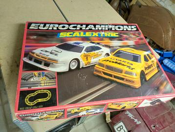 Zeldzame Eurochampignons scalextric racebaan in nieuwstaat. beschikbaar voor biedingen