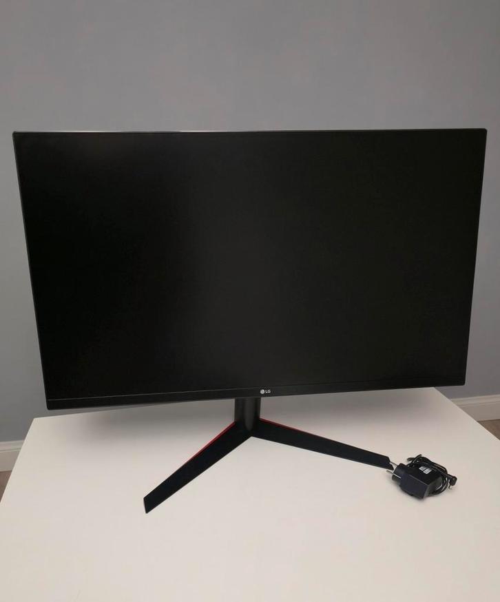 LG 32GK650F UltraGear 32” QHD 144Hz gaming monitor, Computers en Software, Monitoren, Zo goed als nieuw, DisplayPort, Gaming, In hoogte verstelbaar
