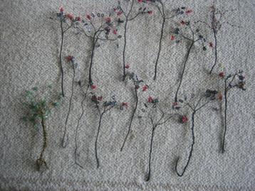 Fijne kunstbloemen beschikbaar voor biedingen