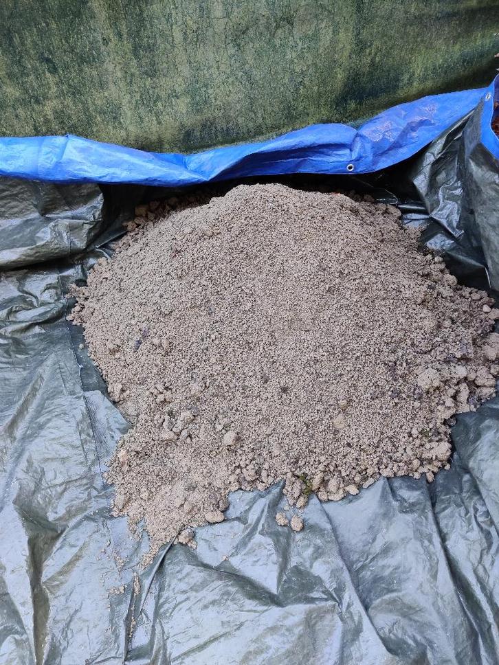 Gratis dolomiet beige 2 kuub!!, Tuin en Terras, Grind, Keien en Split, Gebruikt, Overige typen, Beige, Dolomiet, Ophalen