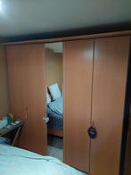 Kleerkast slaapkamer en bijzetkastje, Huis en Inrichting, Ophalen