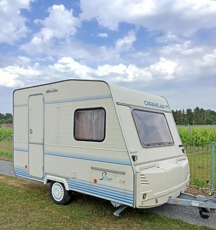 Keuringsvrije 750kg caravan 2002, luifel.  Vast bed, Caravans en Kamperen, Mobilhomes, Particulier, tot en met 4, Overige merken