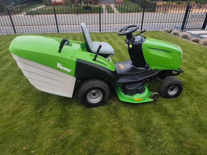 Zitmaaier VIKING MT 6112 T6, Tuin en Terras, Zitmaaiers, Zo goed als nieuw, 120 cm of meer, Elektrische starter, Opvangbak, Ophalen