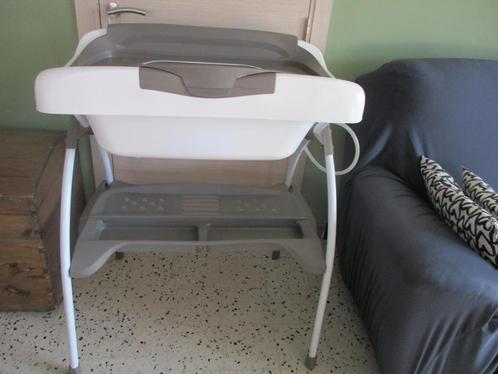Table à langer pliante avec baignoire intégrée, Kinderen en Baby's, Badjes en Verzorging, Gebruikt, Badje, Overige merken, Ophalen