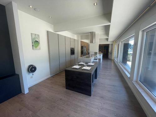 keuken, Huis en Inrichting, Keuken | Complete keukens, Nieuw, Overige typen, Grijs, Kunststof, Greeploos, Met kookeiland, Ophalen