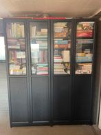 Boekenkast Billy met Oxberg deuren, Ophalen, Zo goed als nieuw