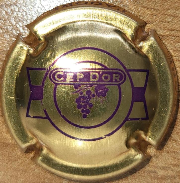 Crémant Luxembourg capsule CEP D'OR goud & paars, Verzamelen, Wijnen, Nieuw, Witte wijn, Overige gebieden, Ophalen of Verzenden