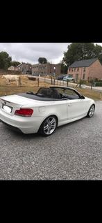 Bmw 120D très propre, Auto's, Euro 5, Zwart, Cabriolet, Leder en Stof