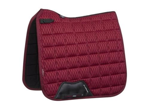 LeMieux Carbon Mesh Mulberry dressuur dekje SALE -40%!!, Dieren en Toebehoren, Paarden en Pony's | Dekens en Dekjes, Nieuw, Dekje
