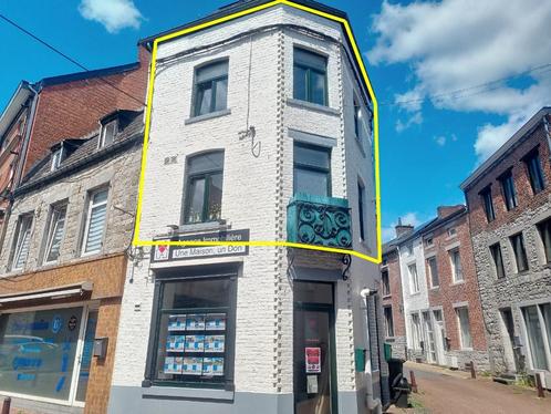 Triplex 1 chambre avec entrée indépendante au centre de Flor, Immo, Appartementen en Studio's te huur, Provincie Namen, 50 m² of meer