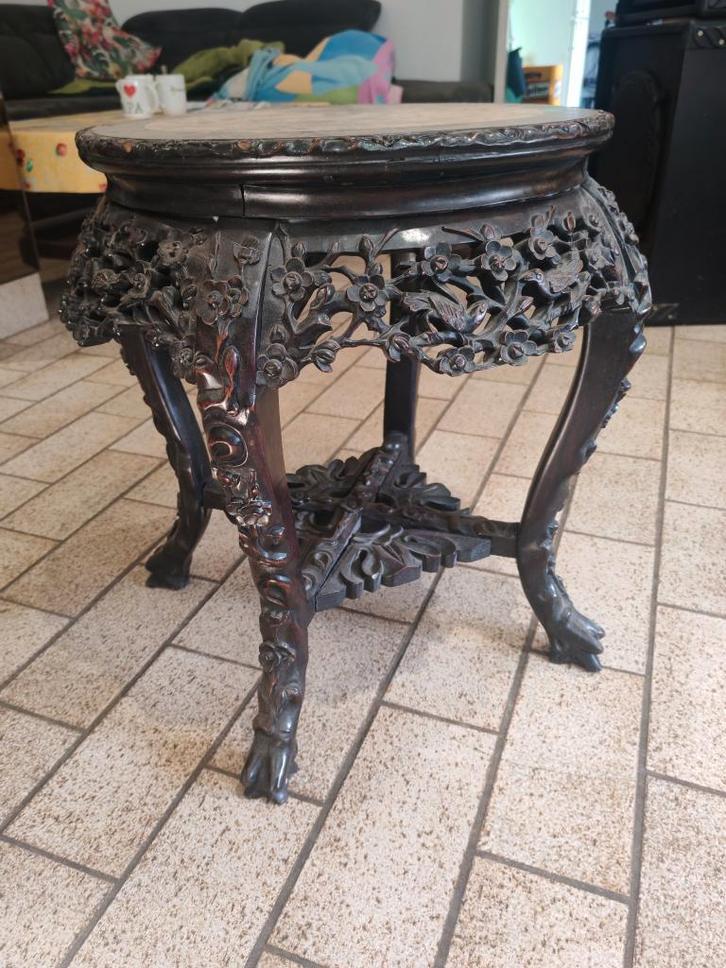 Antiek chinees bijzettafeltje (jardinière), Antiquités & Art, Antiquités | Meubles | Tables, Enlèvement