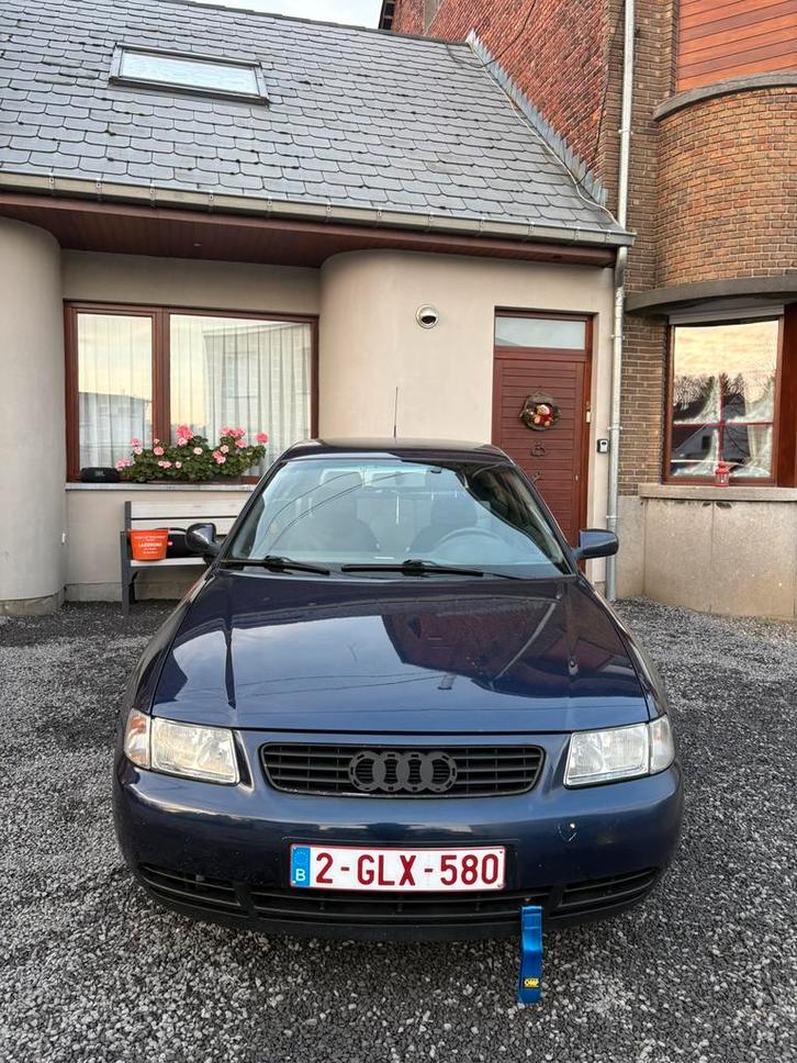 Audi A3 te koop, Auto's, Audi, Particulier, A3, Benzine, 3 deurs, Handgeschakeld, Blauw, Beige, Ophalen