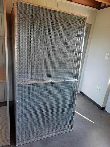 47 ALUMINIUM VOLIERE-PANELEN . ( 1 LOT :  NIEUW ) beschikbaar voor biedingen