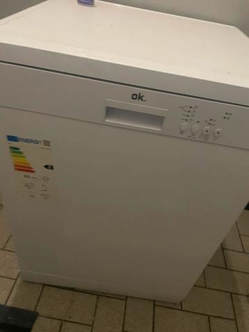Ok Vaatwasser in nieuwe staat amper gebruikt