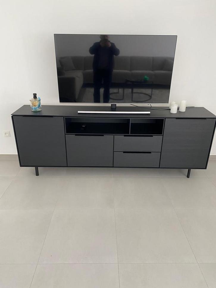 Tv meubel Zoals Nieuw! Breedte 2.20 cm Hoogte. 0.80 cm, Huis en Inrichting, Kasten |Televisiemeubels, Ophalen