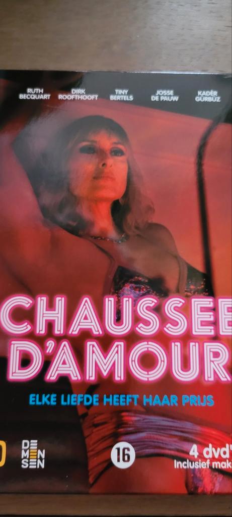 Chaussée d'Amour « chaque amour a un prix », CD & DVD, DVD | TV & Séries télévisées, Comme neuf, Drame, Coffret, À partir de 16 ans
