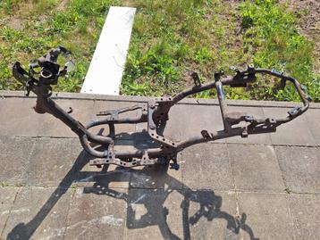 Chassis met papieren B klasse kymco like 50cc, Fietsen en Brommers, Ophalen of Verzenden, Zo goed als nieuw