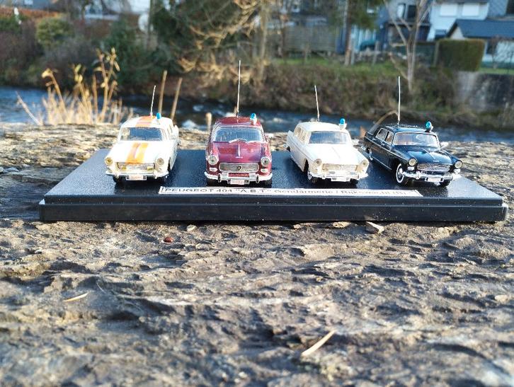 Lot Peugeot 404 Gendarmerie 1/43, Hobby en Vrije tijd, Modelauto's | 1:43, Nieuw, Auto, Norev, Ophalen of Verzenden