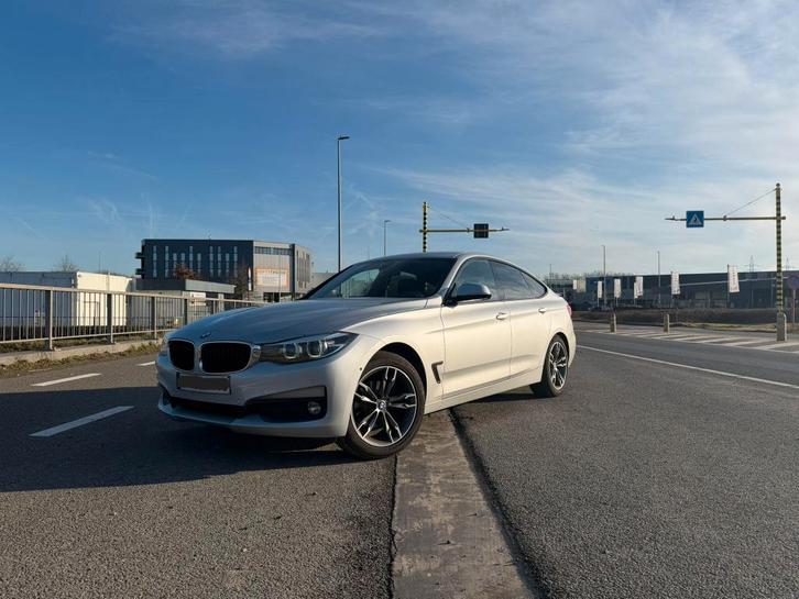 BMW 318d GT 2016, Auto's, BMW, Particulier, 3 Reeks GT, 360° camera, ABS, Achteruitrijcamera, Bluetooth, Centrale vergrendeling