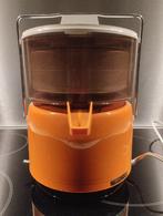 Vintage sapcentrifuge voor fruit- en groentesappen, Ophalen