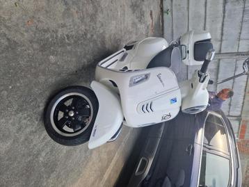 Vespa 125i super, Scooter, Entreprise, 125 cm³, 12 à 35 kW