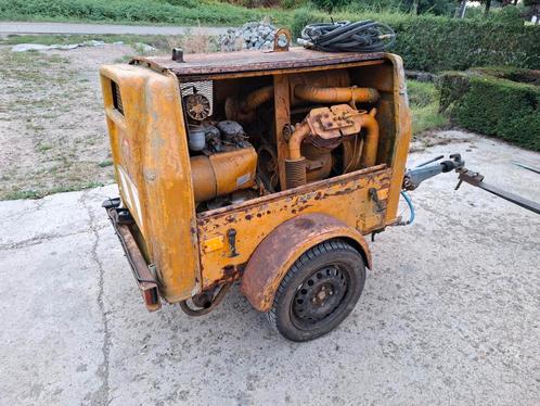 Mobiele compressor diesel deutz f2l912 werfcompressor, Zakelijke goederen, Machines en Bouw | Pompen en Compressoren, Ophalen