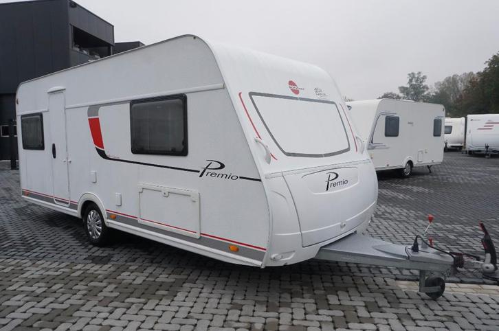 Mooie 4pers.Burstner met mover, kleine voortent, rondzit, fr, Caravans en Kamperen, Caravans, Bedrijf, tot en met 4, Rondzit, Frans bed