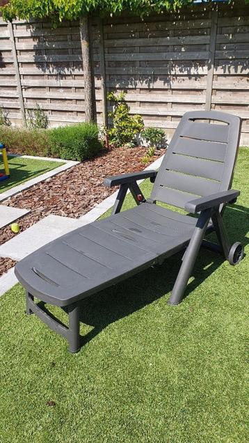 Tuinzetel beschikbaar voor biedingen
